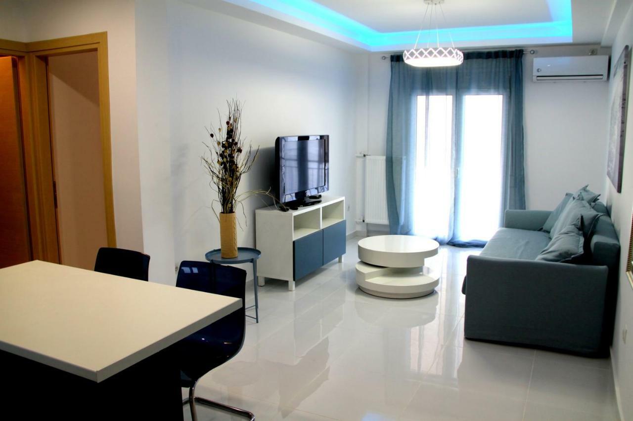 אתונה Thiseos 319. Beautiful Apartments Near The Cultural Center Of The Capital. מראה חיצוני תמונה