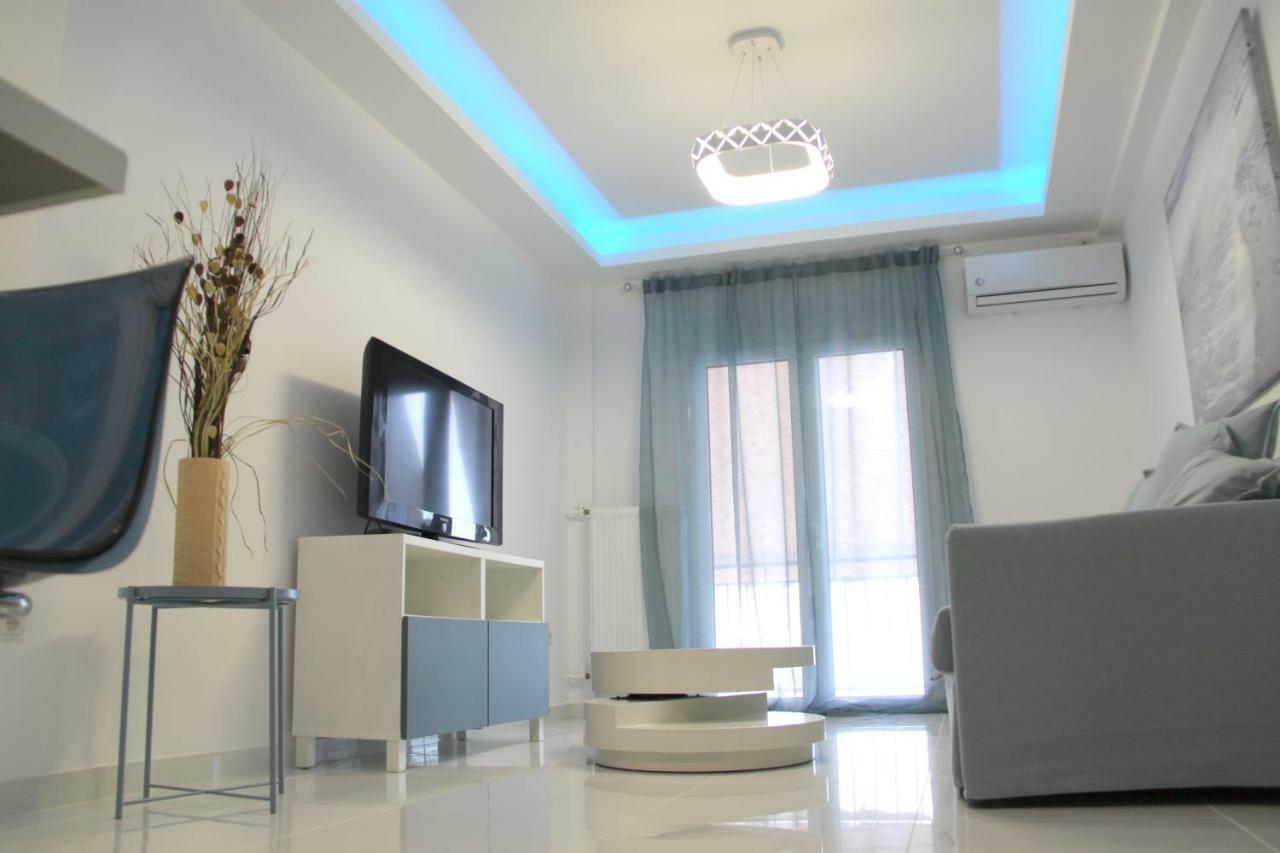 אתונה Thiseos 319. Beautiful Apartments Near The Cultural Center Of The Capital. מראה חיצוני תמונה